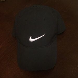 Mens Nike golf hat!